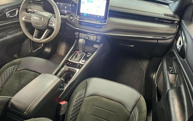 imagem-https://www.socarrao.com.br/sc-vehicle-images-prod/3648168/1788550724399-8452316_13_B_78af4ec257.jpeg