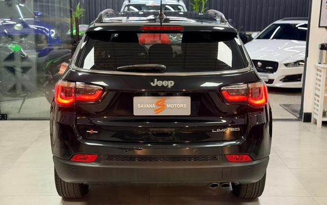 imagem-https://www.socarrao.com.br/sc-vehicle-images-prod/3648188/1788550788650-8449089_2_B_fcb5f82691.jpeg