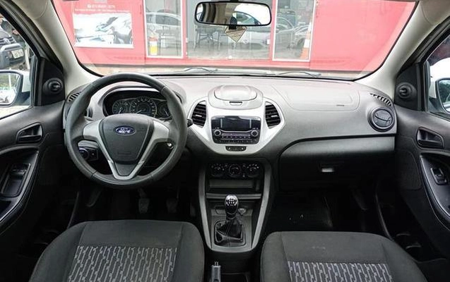 imagem-https://www.socarrao.com.br/sc-vehicle-images-prod/3648288/1788551055532-52f014c482fb427084ffd792c63bc2c3_1788551009651.jpg
