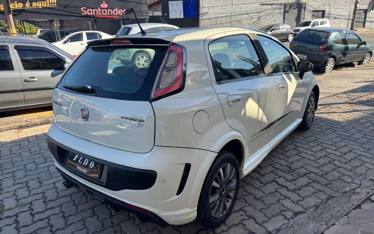 imagem-https://www.socarrao.com.br/sc-vehicle-images-prod/3648294/1788551065318-NS5qcGVn.jpeg