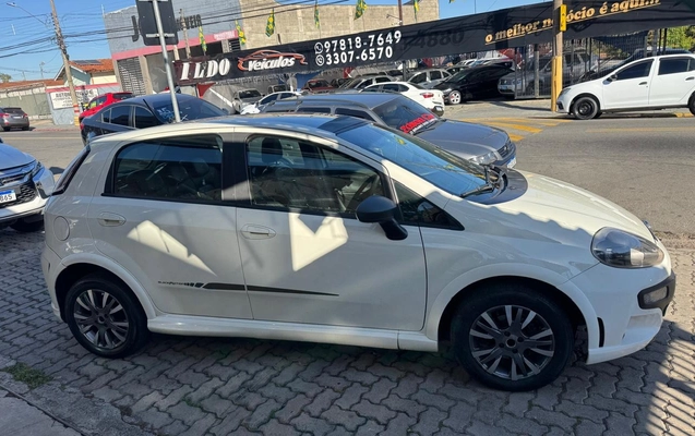 imagem-https://www.socarrao.com.br/sc-vehicle-images-prod/3648294/1788551065584-OC5qcGVn.jpeg
