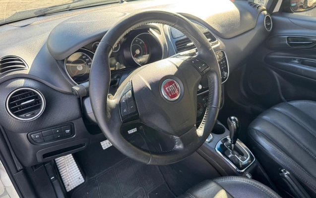 imagem-https://www.socarrao.com.br/sc-vehicle-images-prod/3648294/1788551065799-MTAuMi5qcGVn.jpeg