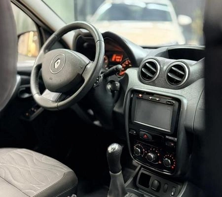 imagem-https://www.socarrao.com.br/sc-vehicle-images-prod/3648295/1788551076266-8418672_10_B_44cdb54136.jpeg
