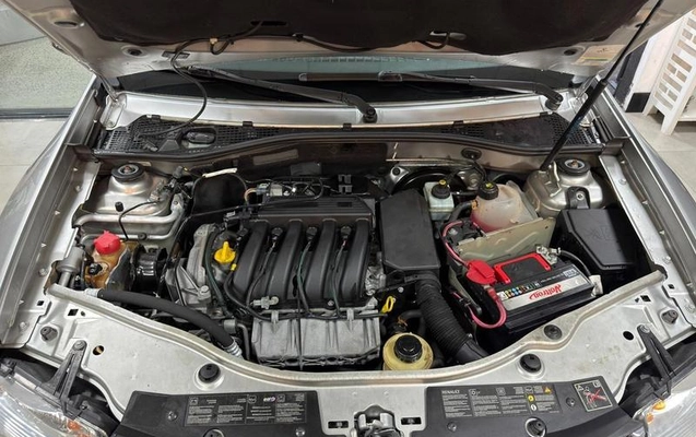 imagem-https://www.socarrao.com.br/sc-vehicle-images-prod/3648295/1788551076278-8418672_14_B_db2b1073f0.jpeg