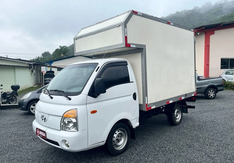 Hyundai HR 2009 Branco — foto 1 de 3