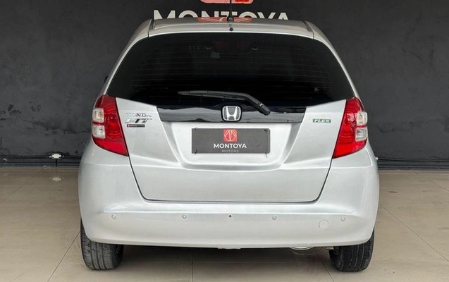 imagem-https://www.socarrao.com.br/sc-vehicle-images-prod/3648362/1788551240124-8408002_4_B_f9b6f8b12c.jpeg