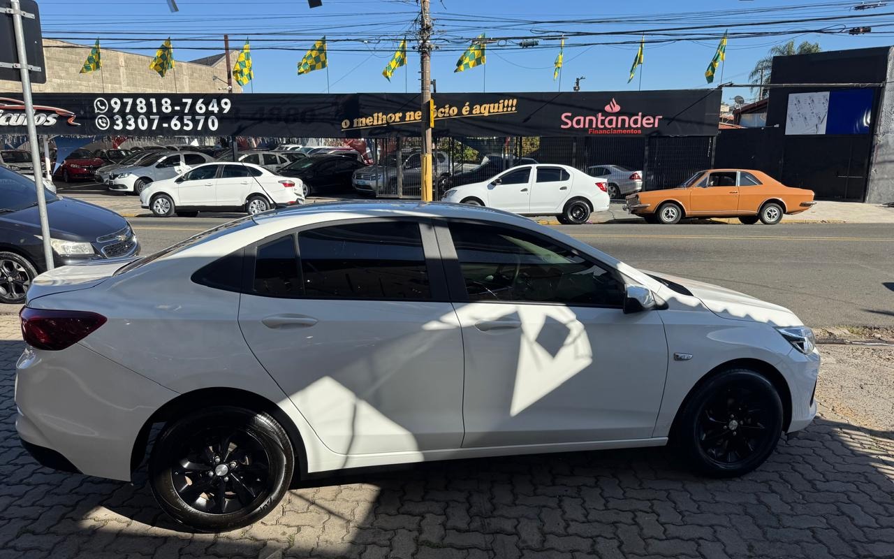 imagem-https://www.socarrao.com.br/sc-vehicle-images-prod/3648388/1788551258954-OC5qcGVn.jpeg