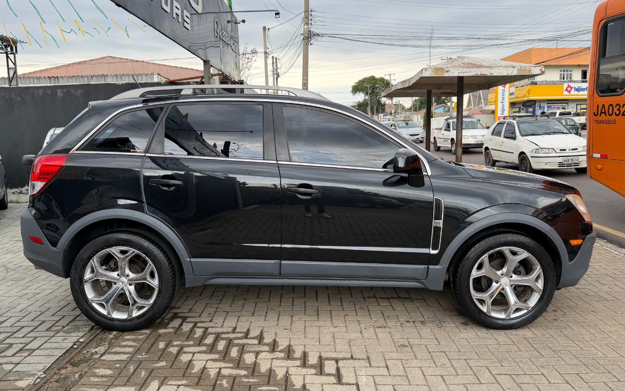 imagem-https://www.socarrao.com.br/sc-vehicle-images-prod/3648420/1788551331806-ZDU5ZWYyM2QtYzFjMy00ZDllLWIwODQtNmIwMTcyZTM0ODdhLmpwZWc.jpeg