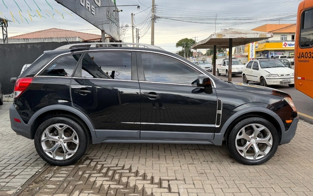 imagem-https://www.socarrao.com.br/sc-vehicle-images-prod/3648420/1788551331806-ZDU5ZWYyM2QtYzFjMy00ZDllLWIwODQtNmIwMTcyZTM0ODdhLmpwZWc.jpeg