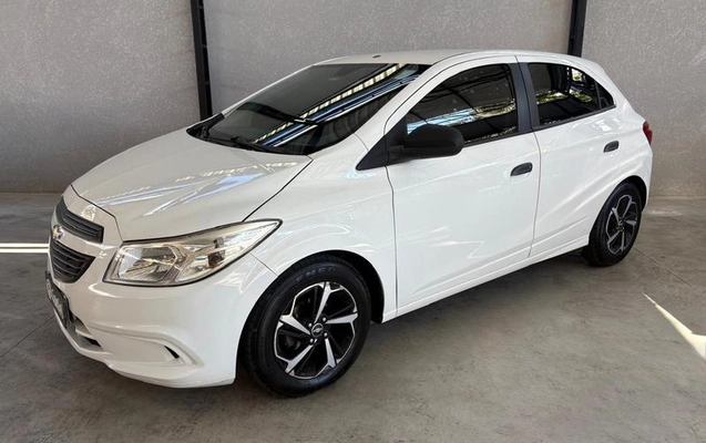 imagem-https://www.socarrao.com.br/sc-vehicle-images-prod/3648440/1788551368521-8452350_1_B_61ba793640.jpeg