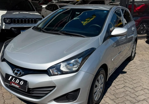 Hyundai HB20 2015 Prata — foto 1 de 3