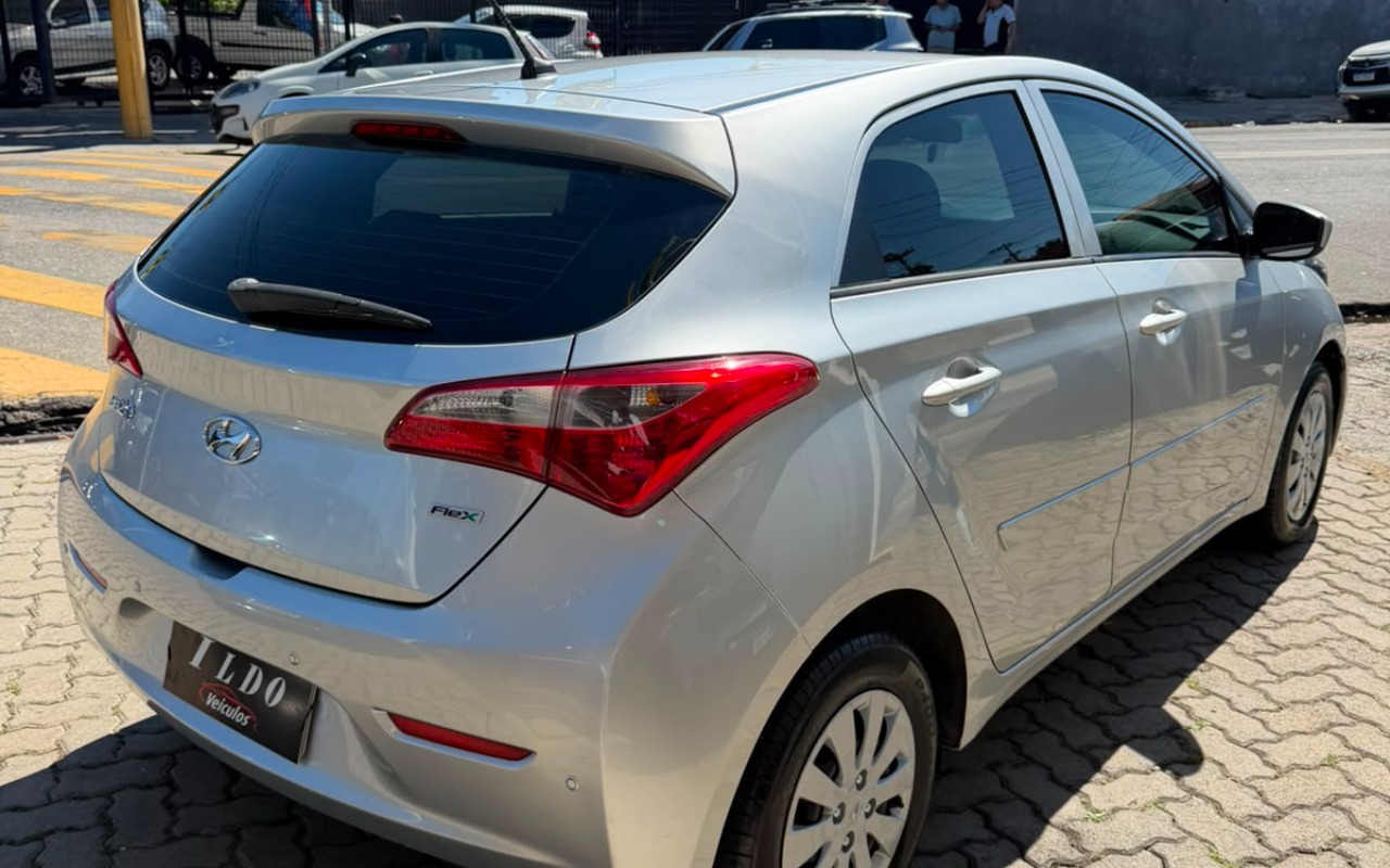 imagem-https://www.socarrao.com.br/sc-vehicle-images-prod/3648458/1788551393619-NS5qcGVn.jpeg