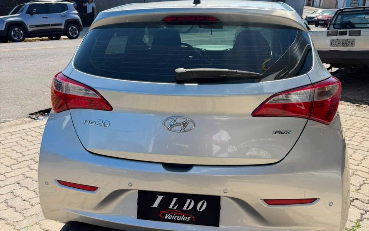 imagem-https://www.socarrao.com.br/sc-vehicle-images-prod/3648458/1788551393685-Ni5qcGVn.jpeg