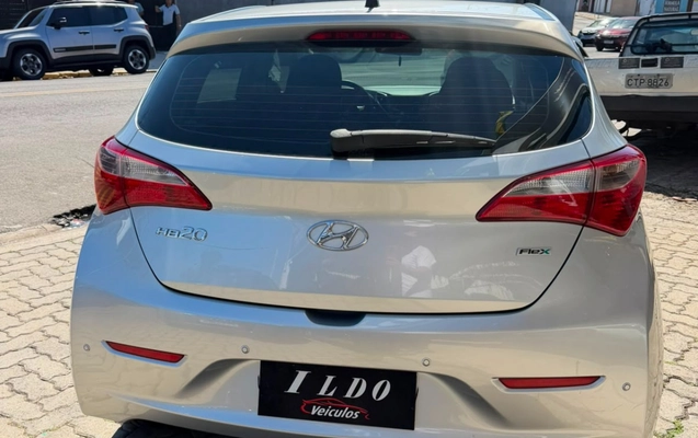 imagem-https://www.socarrao.com.br/sc-vehicle-images-prod/3648458/1788551393685-Ni5qcGVn.jpeg