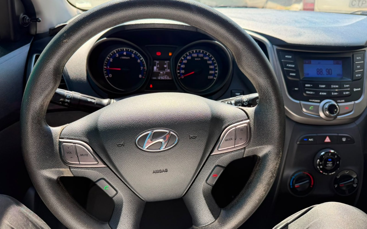 imagem-https://www.socarrao.com.br/sc-vehicle-images-prod/3648458/1788551394136-MTAuMi5qcGVn.jpeg
