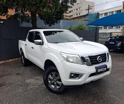 Nissan Frontier 2018 Branco — foto 1 de 3
