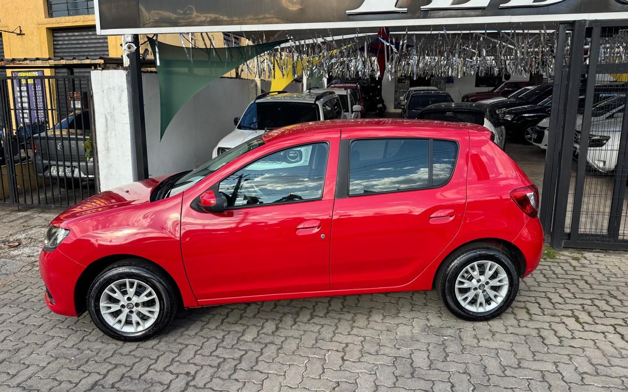 imagem-https://www.socarrao.com.br/sc-vehicle-images-prod/3648473/1788551525873-Ny5qcGVn.jpeg