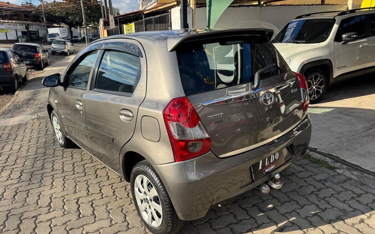imagem-https://www.socarrao.com.br/sc-vehicle-images-prod/3648479/1788551596021-NC5qcGVn.jpeg