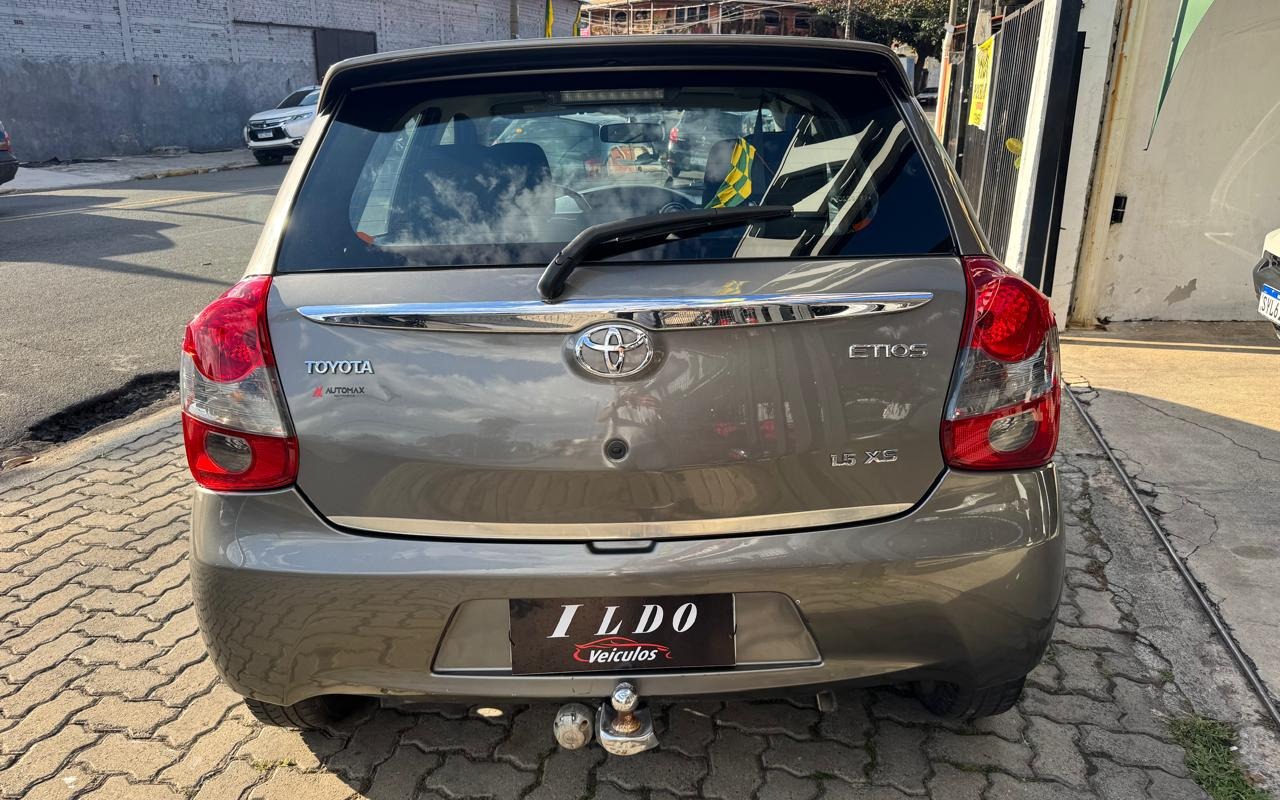 imagem-https://www.socarrao.com.br/sc-vehicle-images-prod/3648479/1788551596211-Ni5qcGVn.jpeg