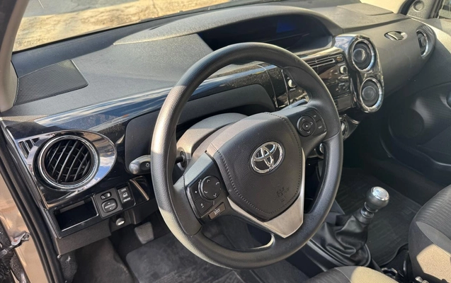 imagem-https://www.socarrao.com.br/sc-vehicle-images-prod/3648479/1788551596560-MTAuMi5qcGVn.jpeg