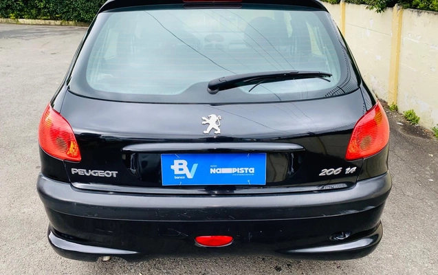 imagem-https://www.socarrao.com.br/sc-vehicle-images-prod/3648561/1788551964695-MzA4Zjk1ZWYtYzZiOC00YTQ5LWE5NzgtZjMzM2VlMTQ2OGQyLmpwZw.jpg