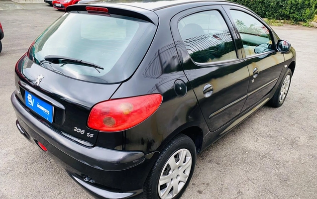 imagem-https://www.socarrao.com.br/sc-vehicle-images-prod/3648561/1788551965349-OGI1OWVlMDYtYTJkOC00NDlhLWJiNjMtYzNmZTYxZWE1ZDIxLmpwZw.jpg
