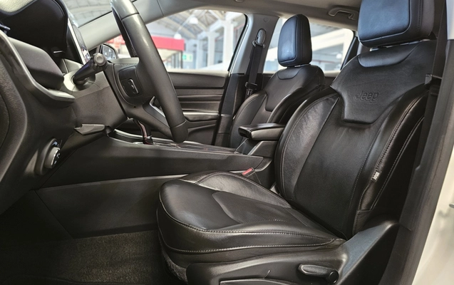imagem-https://www.socarrao.com.br/sc-vehicle-images-prod/3648646/1788552168794-1_035034.jpg