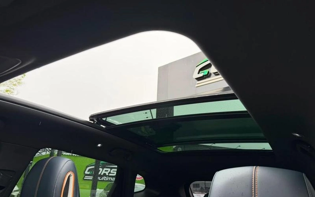imagem-https://www.socarrao.com.br/sc-vehicle-images-prod/3648647/1789073336367-8450018_16_B_575b0285c1.jpeg