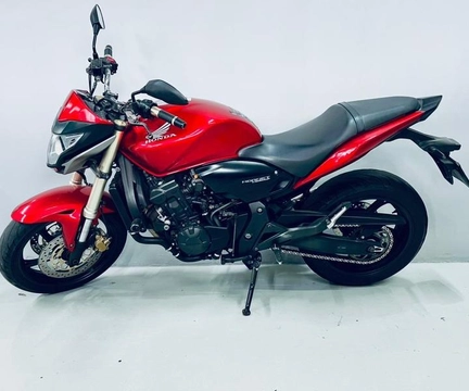 Honda CB 600F HORNET 2012 Vermelho — foto 1 de 3