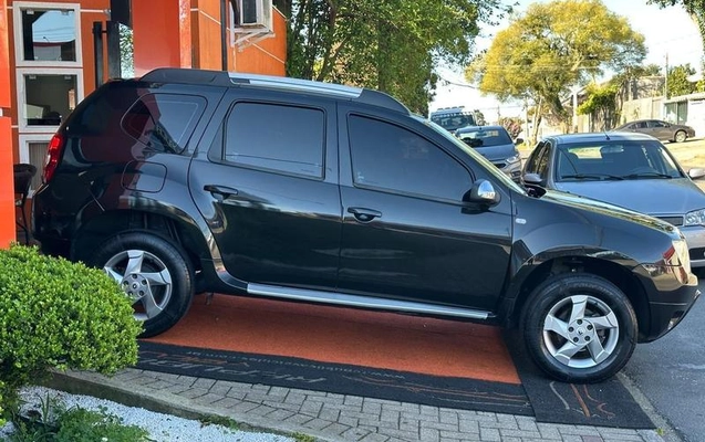 imagem-https://www.socarrao.com.br/sc-vehicle-images-prod/3648827/1788552460649-8450790_11_B_06ef23847c.jpeg