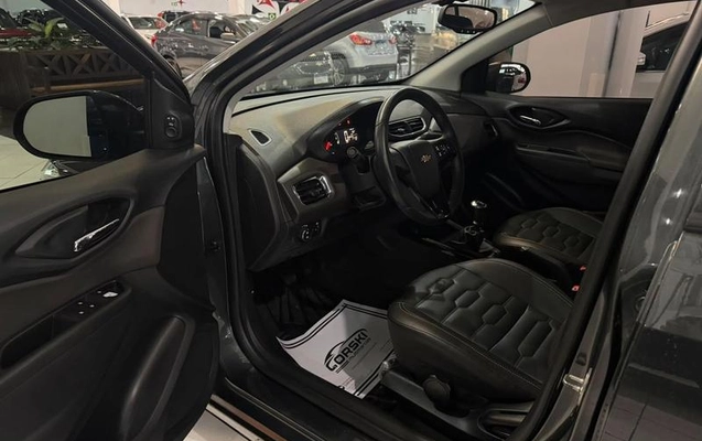 imagem-https://www.socarrao.com.br/sc-vehicle-images-prod/3648866/1789239525746-8450700_7_B_5067d242af.jpeg