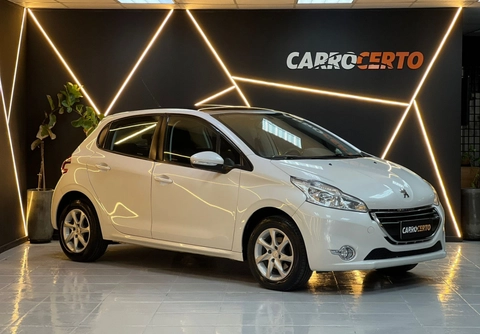 Peugeot 208 2016 Branco — foto 1 de 3