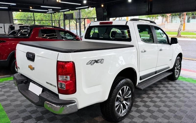 imagem-https://www.socarrao.com.br/sc-vehicle-images-prod/3648959/1788552988682-8452514_1_B_60f68659f5.jpeg