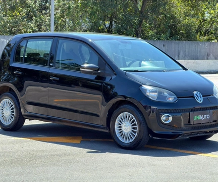 Volkswagen Up! 2017 Preto — foto 1 de 3