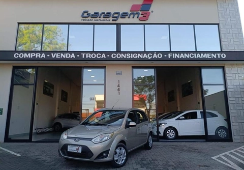 Ford Fiesta 2013 Prata — foto 1 de 3