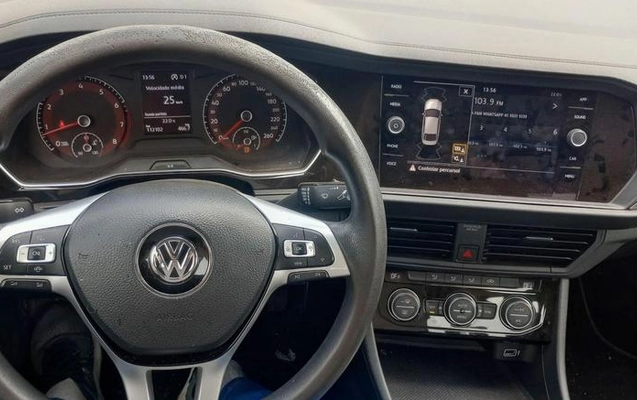 imagem-https://www.socarrao.com.br/sc-vehicle-images-prod/3649125/1789329586335-8452632_2_B_daac30e226.jpeg