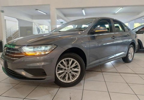 Volkswagen Jetta 2019 Cinza — foto 1 de 3