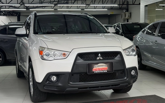 imagem-https://www.socarrao.com.br/sc-vehicle-images-prod/3649210/1788553598917-SU1HXzM4NjYuanBlZw.jpeg