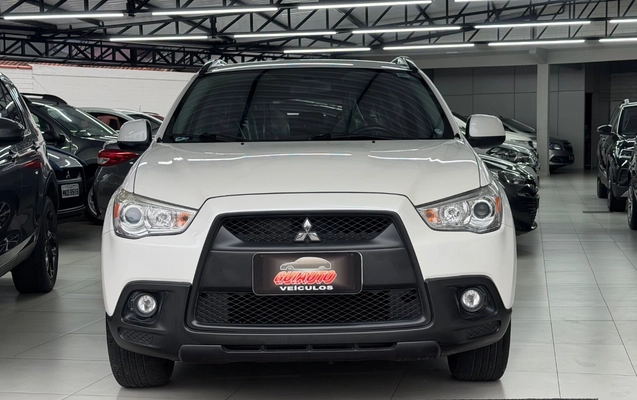 imagem-https://www.socarrao.com.br/sc-vehicle-images-prod/3649210/1788553598985-SU1HXzM4NjcuanBlZw.jpeg