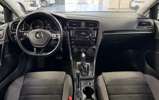 imagem-https://www.socarrao.com.br/sc-vehicle-images-prod/3649303/1788553744963-vehicle_image_1788553708_d9c4cd824f4983dd993a34ee1f3f7c43.jpeg