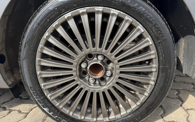 imagem-https://www.socarrao.com.br/sc-vehicle-images-prod/3649369/1788553986955-MTMuanBlZw.jpeg