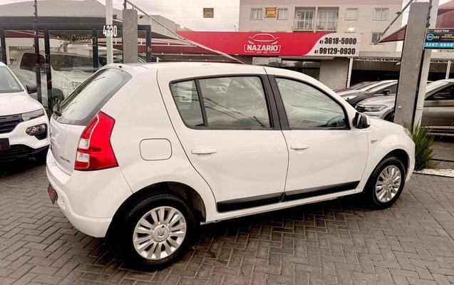 imagem-https://www.socarrao.com.br/sc-vehicle-images-prod/3649381/1789055156053-8388951_7_B_b267c29745.jpeg
