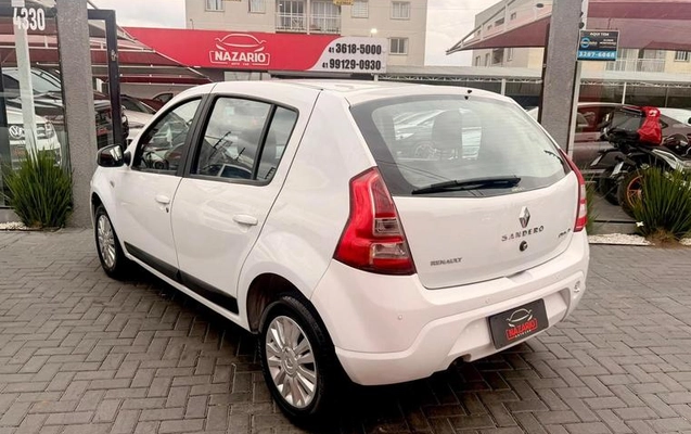 imagem-https://www.socarrao.com.br/sc-vehicle-images-prod/3649381/1789055156062-8388951_11_B_9627c58162.jpeg