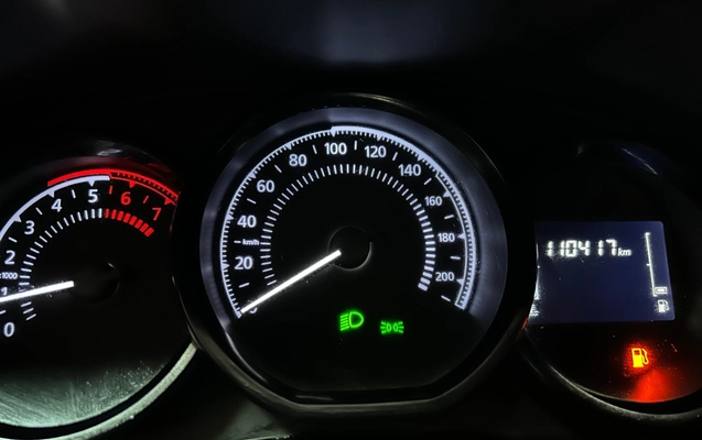imagem-https://www.socarrao.com.br/sc-vehicle-images-prod/3649422/1788554419606-e5331a7768b340239f8d6f3fa729cd16_1788350732934.jpg