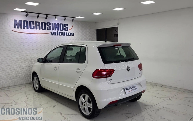 imagem-https://www.socarrao.com.br/sc-vehicle-images-prod/3649475/1788554425774-0f357afaa35a48a0b41cc929a848233b_1782509199645.jpg