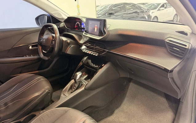 imagem-https://www.socarrao.com.br/sc-vehicle-images-prod/3649480/1788554430756-de154df8de2445ca90e407bf6870c8d6_1777320797509.jpg