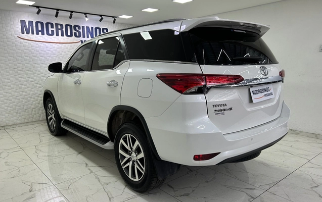 imagem-https://www.socarrao.com.br/sc-vehicle-images-prod/3649481/1789562023984-e87faa3fdf6c4cbd832cee6a13d1fbdf_1787075565553.jpg