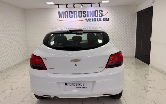 imagem-https://www.socarrao.com.br/sc-vehicle-images-prod/3649493/1788554439463-5fb51c57e3b24a0b9ff1835c5447681b_1778249284432.jpg