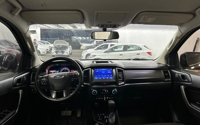 imagem-https://www.socarrao.com.br/sc-vehicle-images-prod/3649494/1788554440253-73f876ed7dad416888ce625df2edbd1d_1787075716873.jpg