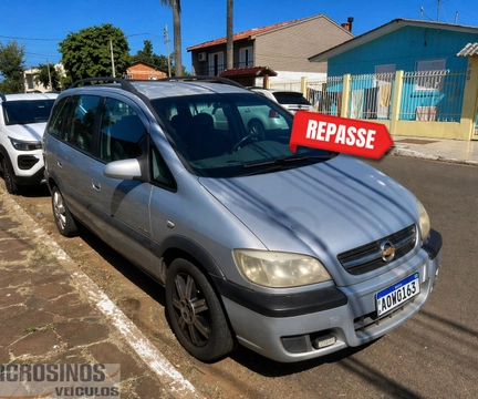 Chevrolet Zafira 2008 Prata — foto 1 de 3
